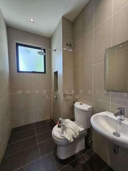 Rumah Berkembar untuk Dijual di Hulu Langat (Selangor) - Mohd Firdaus Salim - Bathroom - PropertyGuru.com.my