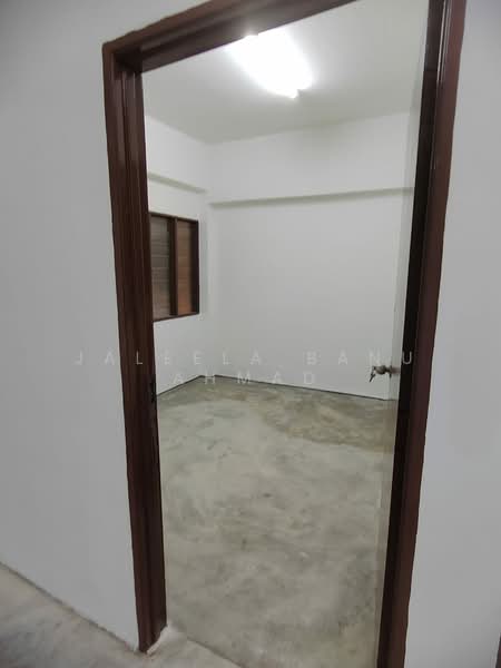 Shop for Rent in Klang (Selangor) - Jaleela Banu Ahmad - Interior - PropertyGuru.com.my