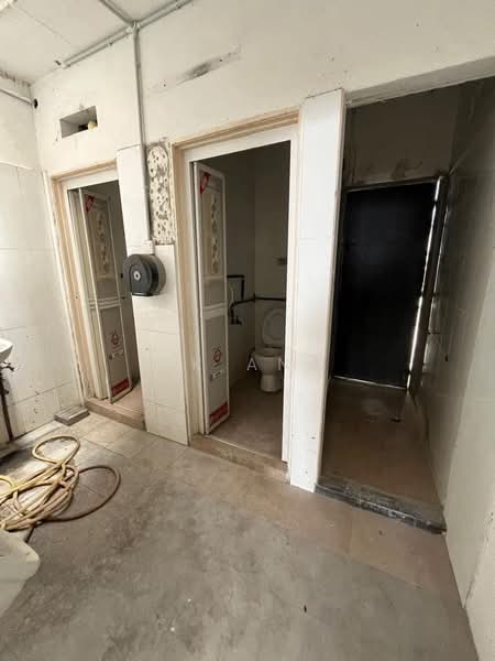Shop for Rent in George Town (Penang) - HK Ang - Bathroom - PropertyGuru.com.my