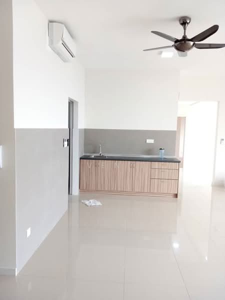 Kondominium untuk Dijual di Casa Green Condominium - Steven Tay - Kitchen - PropertyGuru.com.my