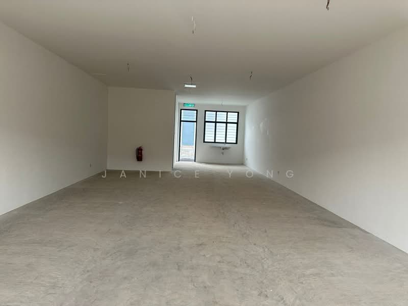 Kedai untuk Disewa di Bandar Putra (Kulai) - Janice Yong - Interior - PropertyGuru.com.my