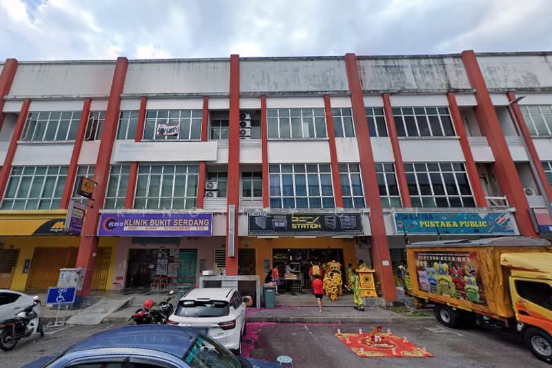 Kedai untuk Dijual di Seri Kembangan (Selangor) - Kingsley Chai - Exterior - PropertyGuru.com.my