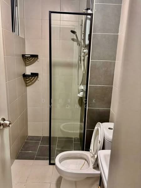 Service Residence for Rent at SkyLake Residence - Derrick Yeong - Bathroom - PropertyGuru.com.my
