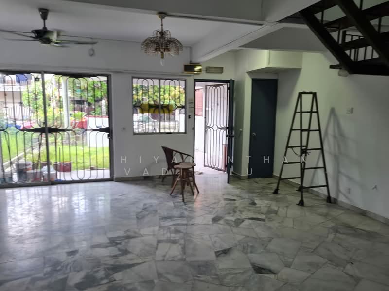 2-storey Terraced House for Sale in TTDI Jaya (Shah Alam) - Nithiyananthan Vadivelu - Living Room - PropertyGuru.com.my