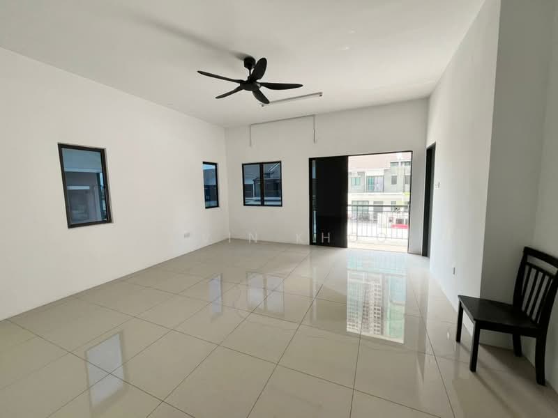 Semi-Detached House for Sale in Taman Scientex Rawang (Rawang) - Levin Khoo - Living Room - PropertyGuru.com.my