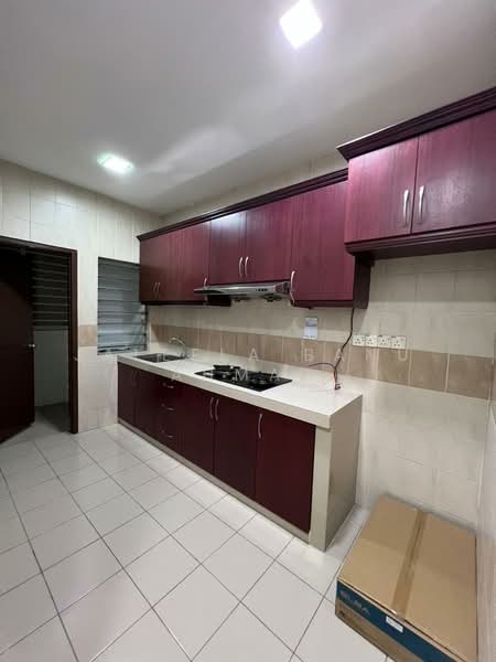 Pangsapuri untuk Disewa di Suria Damansara - Jaleela Banu Ahmad - Kitchen - PropertyGuru.com.my