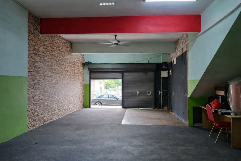 Shop for Rent in Saujana Utama (Selangor) - Lucas Toh - Interior - PropertyGuru.com.my