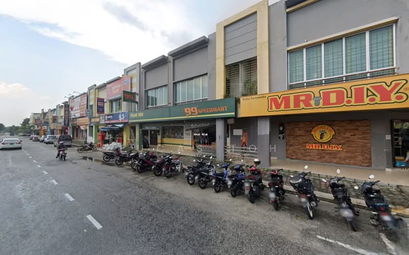 Shop for Rent in Saujana Utama (Selangor) - Lucas Toh - Exterior - PropertyGuru.com.my