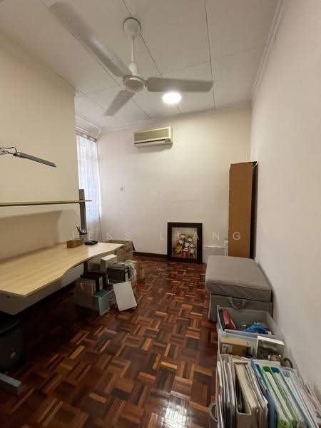 2-storey Terraced House for Sale in Bandar Utama 10 (Bandar Utama) - Jess Liang - Study - PropertyGuru.com.my