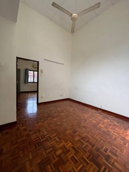 2-storey Terraced House for Sale in Bandar Utama 10 (Bandar Utama) - Jess Liang - Interior - PropertyGuru.com.my