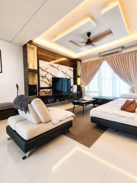 2.5-storey Terraced House for Sale in Jia Residences (Seri Kembangan) - Terry Hoh - Living Room - PropertyGuru.com.my