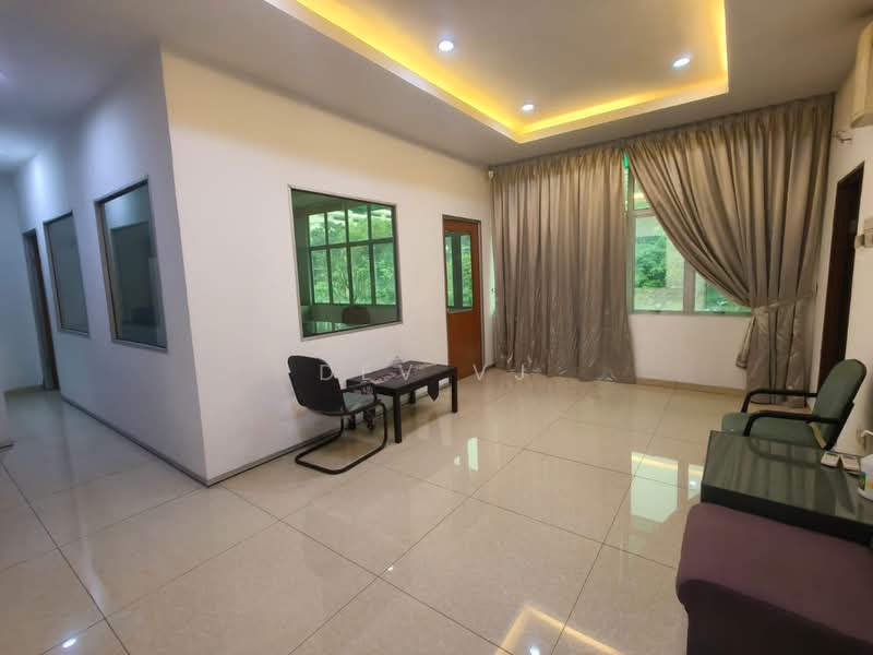Gudang untuk Disewa di Subang Hi-Tech Industrial Park (Subang Jaya) - DEV VJ - Living Room - PropertyGuru.com.my