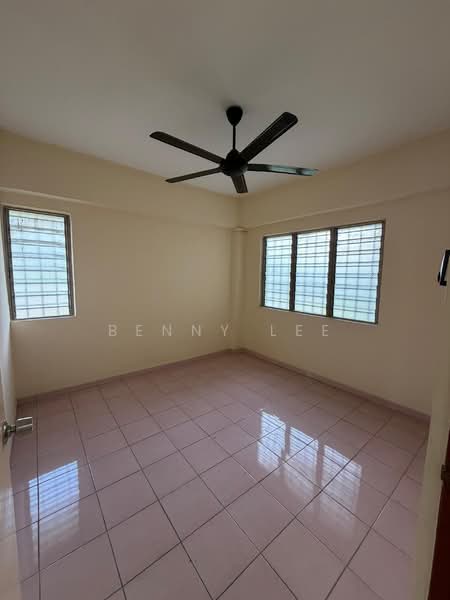 Flat for Rent at Flat Mahkota Cheras (L1 L2 L3 L4 L5) - Benny Lee - Interior - PropertyGuru.com.my