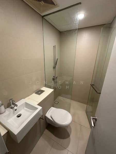 Kondominium untuk Disewa di The Capers @ Sentul East - Jonathan Yeoh - Bathroom - PropertyGuru.com.my