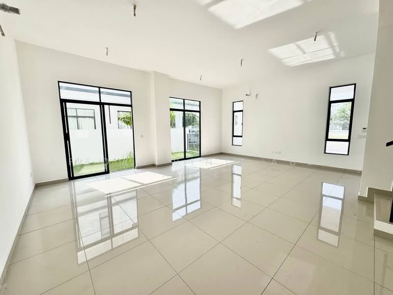 Rumah Berkembar untuk Dijual di Kuala Selangor (Selangor) - Rafedah Binti Abdul Aziz - Living Room - PropertyGuru.com.my