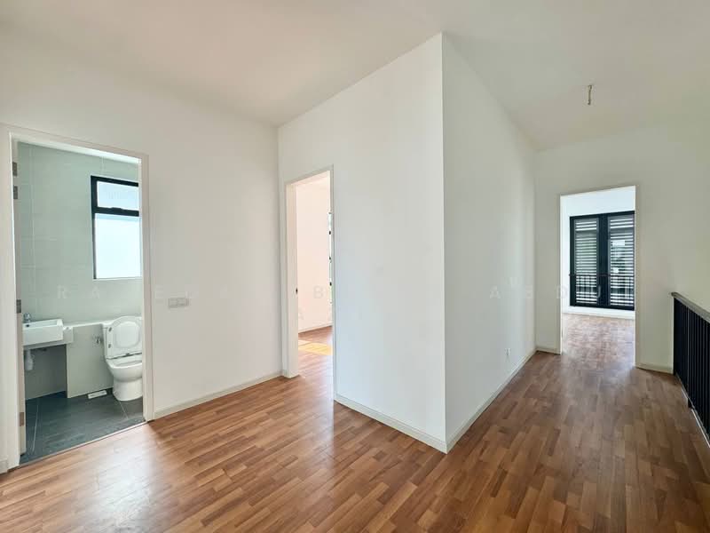 Rumah Berkembar untuk Dijual di Kuala Selangor (Selangor) - Rafedah Binti Abdul Aziz - Bathroom - PropertyGuru.com.my