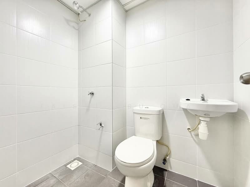 Condominium for Sale at Residensi Anggerik Wira - Faisal Abu Omar - Bathroom - PropertyGuru.com.my