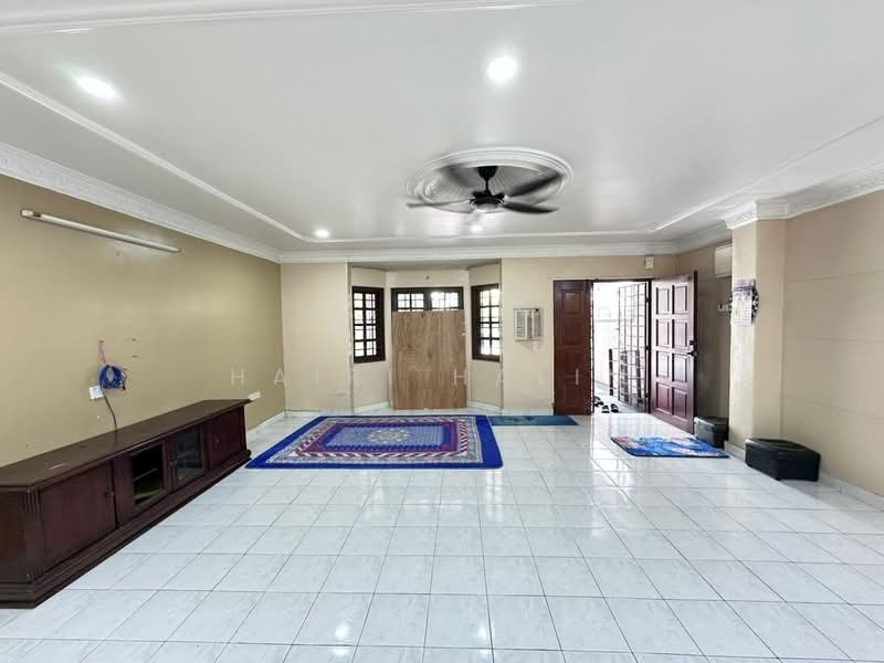 Rumah Teres 2 Tingkat untuk Dijual di Taman Bayu Perdana (Klang) - Hairi Halim - PropertyGuru.com.my