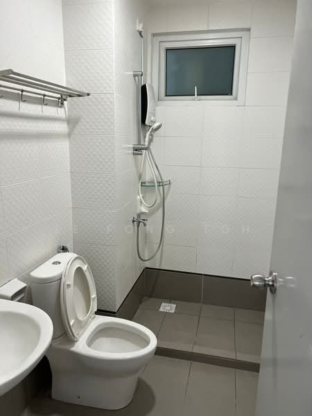 Servis Apartment untuk Dijual di Seasons Amara Larkin - Ee Fong Toh - Bathroom - PropertyGuru.com.my