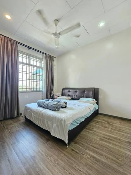 Rumah Berkembar untuk Dijual di Taman Bukit Jaya (Ulu Tiram) - Nico Chong - Bedroom - PropertyGuru.com.my