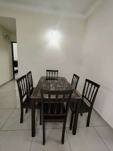 Condominium for Rent at Rayaria - Datuk Lee Heng - Dining Room - PropertyGuru.com.my