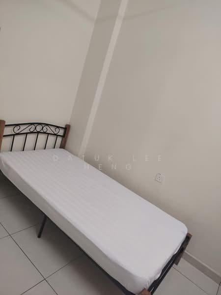 Condominium for Rent at Rayaria - Datuk Lee Heng - Bedroom - PropertyGuru.com.my