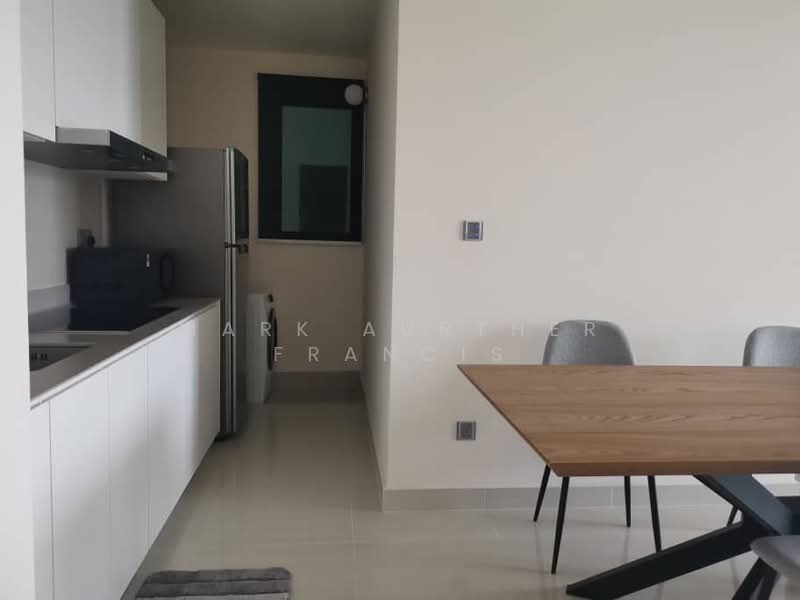 Servis Apartment untuk Disewa di Senada Residence @ KLGCC Resort - Mark Aurther Francis - Kitchen - PropertyGuru.com.my