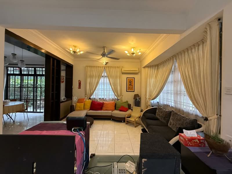 1.5-storey Terraced House for Sale in Taman Pelangi Indah (Ulu Tiram) - Orange Koh - Living Room - PropertyGuru.com.my