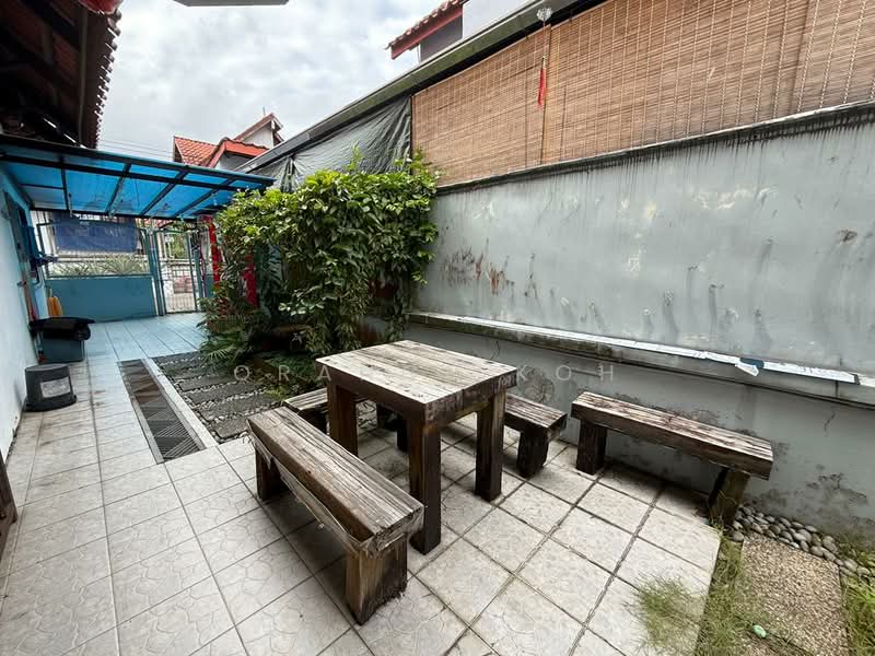 1.5-storey Terraced House for Sale in Taman Pelangi Indah (Ulu Tiram) - Orange Koh - PropertyGuru.com.my