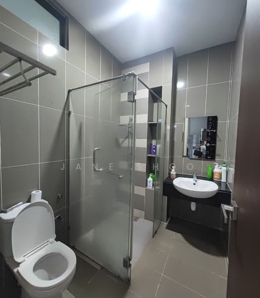 Rumah Berkembar untuk Dijual di Seri Kembangan (Selangor) - Jane Shoo - Bathroom - PropertyGuru.com.my