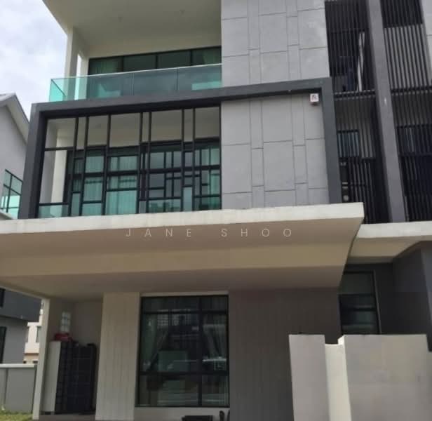 Rumah Berkembar untuk Dijual di Seri Kembangan (Selangor) - Jane Shoo - PropertyGuru.com.my