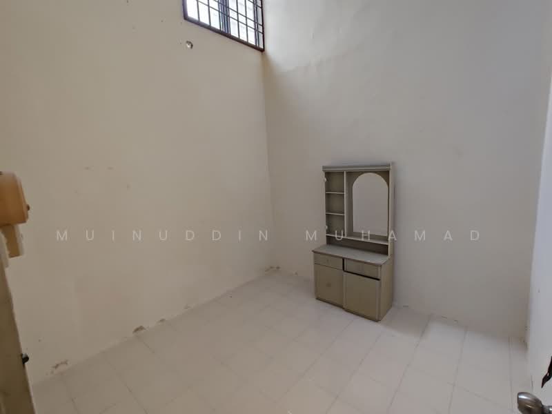 Rumah Teres 1 Tingkat untuk Dijual di Taman Intan Mutiara (Teluk Intan) - Muinuddin Muhamad - Interior - PropertyGuru.com.my
