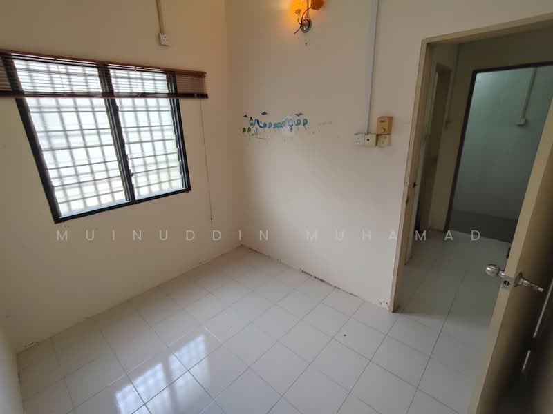 Rumah Teres 1 Tingkat untuk Dijual di Taman Intan Mutiara (Teluk Intan) - Muinuddin Muhamad - Interior - PropertyGuru.com.my