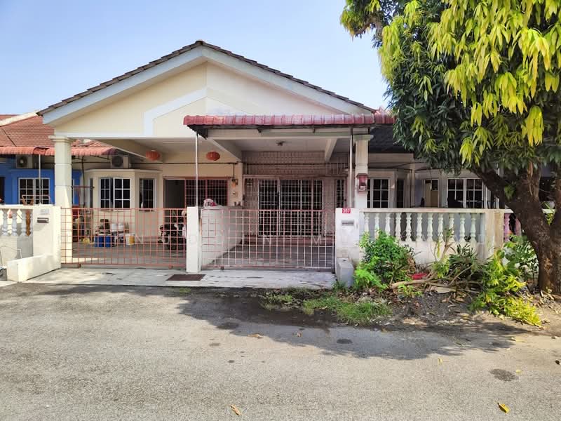 Rumah Teres 1 Tingkat untuk Dijual di Taman Intan Mutiara (Teluk Intan) - Muinuddin Muhamad - Exterior - PropertyGuru.com.my