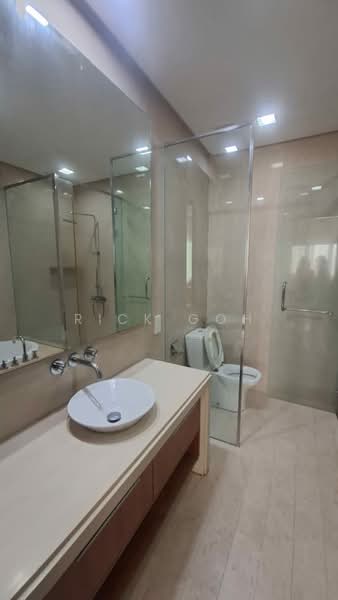 Service Residence for Sale at Straits Quay (The Suites at Waterside) - Rick Goh - Bathroom - PropertyGuru.com.my