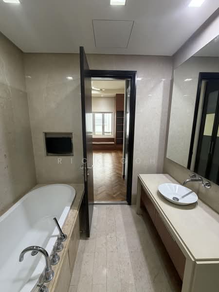 Service Residence for Sale at Straits Quay (The Suites at Waterside) - Rick Goh - Bathroom - PropertyGuru.com.my