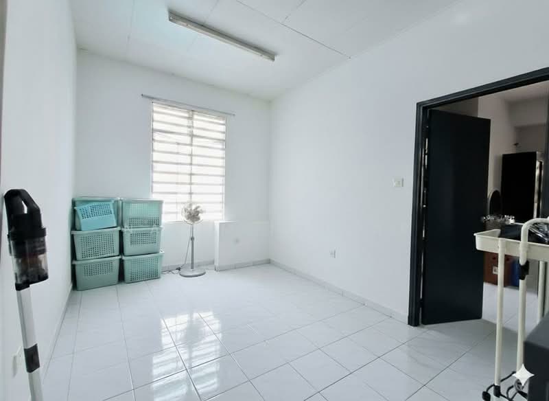 Rumah Teres 2 Tingkat untuk Dijual di Taman Puncak Jalil (Seri Kembangan) - Nazim Nadzar - Interior - PropertyGuru.com.my