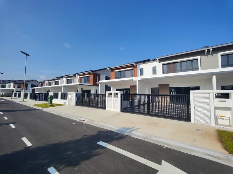 Rumah Teres 2 Tingkat untuk Dijual di Iskandar Puteri (Nusajaya) (Johor) - Vinnie Sam - Exterior - PropertyGuru.com.my