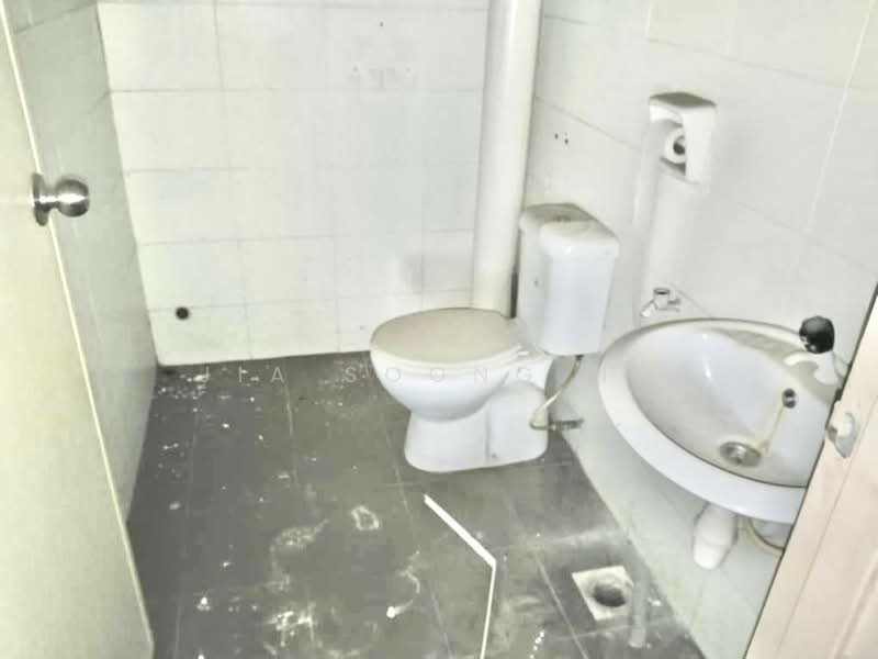 Kedai untuk Disewa di Johor Bahru (Johor) - JIA SOONG NG - Bathroom - PropertyGuru.com.my