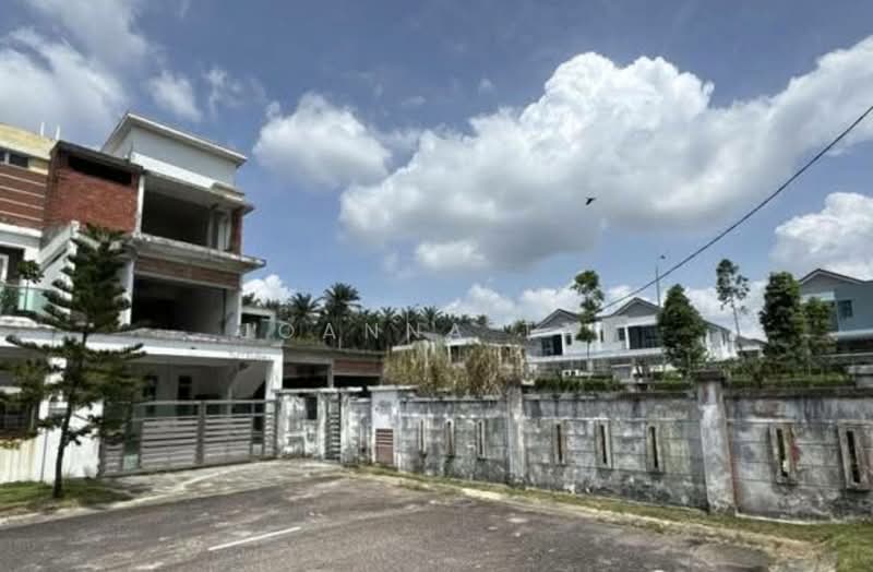 2-storey Terraced House for Sale in Setia Tropika (Johor Bahru) - Joanna Tai - Exterior - PropertyGuru.com.my