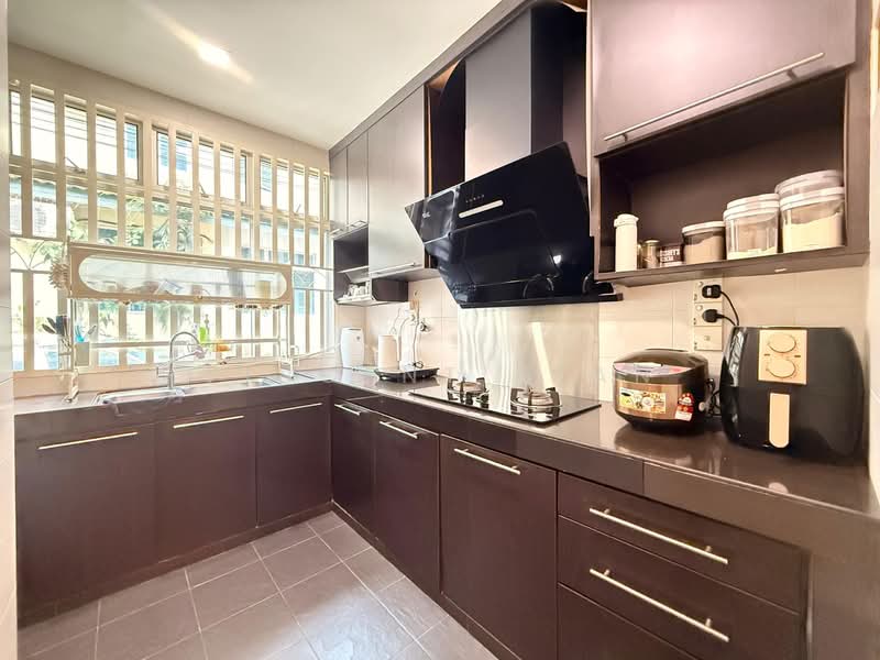2-storey Terraced House for Sale in Taman Bestari Indah (Ulu Tiram) - Vincent Gian - Kitchen - PropertyGuru.com.my