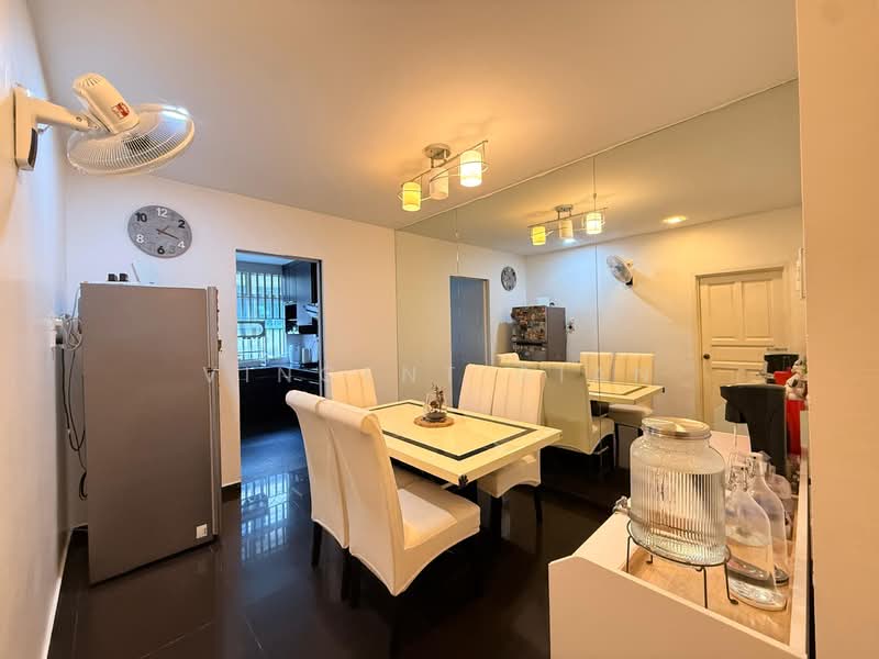 2-storey Terraced House for Sale in Taman Bestari Indah (Ulu Tiram) - Vincent Gian - Dining Room - PropertyGuru.com.my