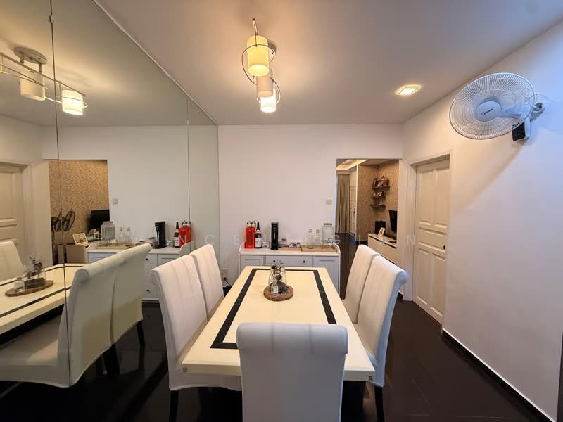 2-storey Terraced House for Sale in Taman Bestari Indah (Ulu Tiram) - Vincent Gian - Dining Room - PropertyGuru.com.my