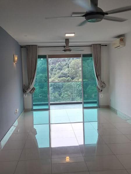 Kondominium untuk Dijual di Rimba Residence - Michael Yeo - Living Area - PropertyGuru.com.my
