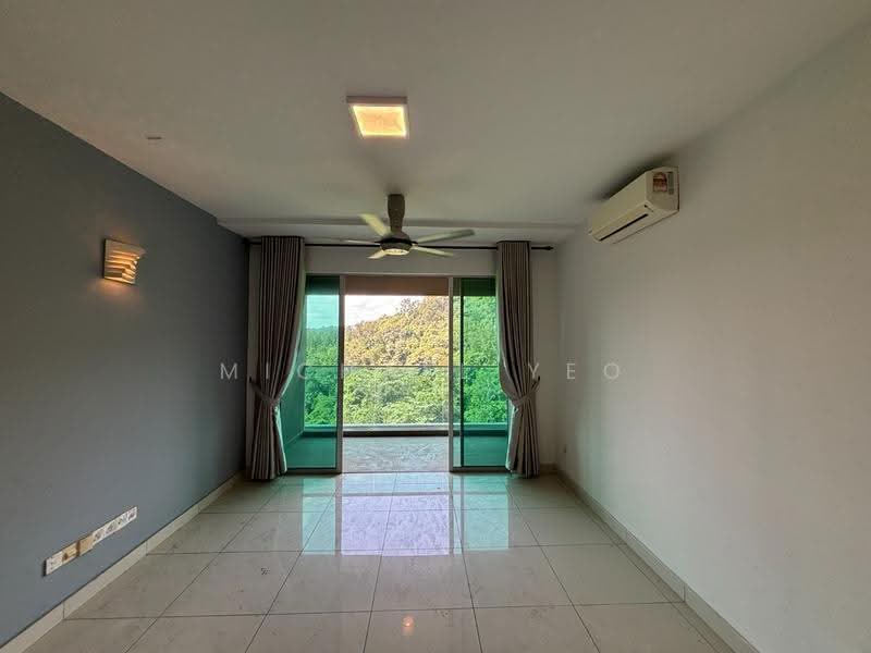 Kondominium untuk Dijual di Rimba Residence - Michael Yeo - Living Area - PropertyGuru.com.my