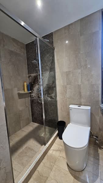 Kondominium untuk Disewa di Regency Tower - Olivia Yap - Bathroom - PropertyGuru.com.my