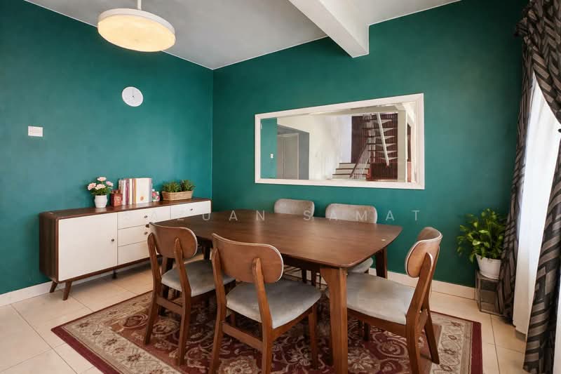 2-storey Terraced House for Sale in Subang Bestari (Shah Alam) - Sazuan Samat - Dining Room - PropertyGuru.com.my