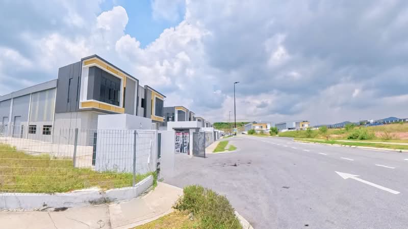 Factory for Rent in Eco Business Park V (Puncak Alam) - Ken . - Exterior - PropertyGuru.com.my