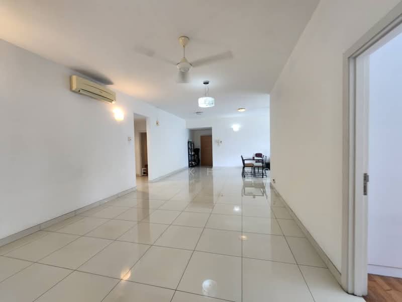 Kondominium untuk Dijual di Ceriaan Kiara - Wei Kheng - Living Room - PropertyGuru.com.my