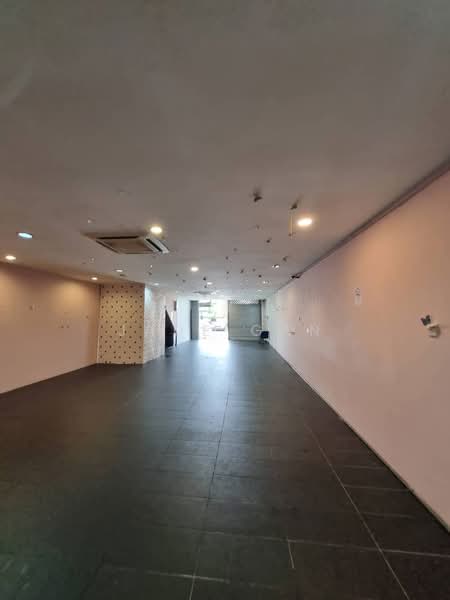 Shop / Office for Sale in Bandar Uda Utama (Johor Bahru) - Jade Gan - Interior - PropertyGuru.com.my
